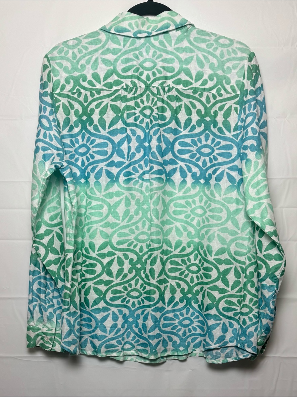 Charter Club Women’s Green and Blue Button-Down Linen Shirt, Large. NWOT - Picture 3 of 8